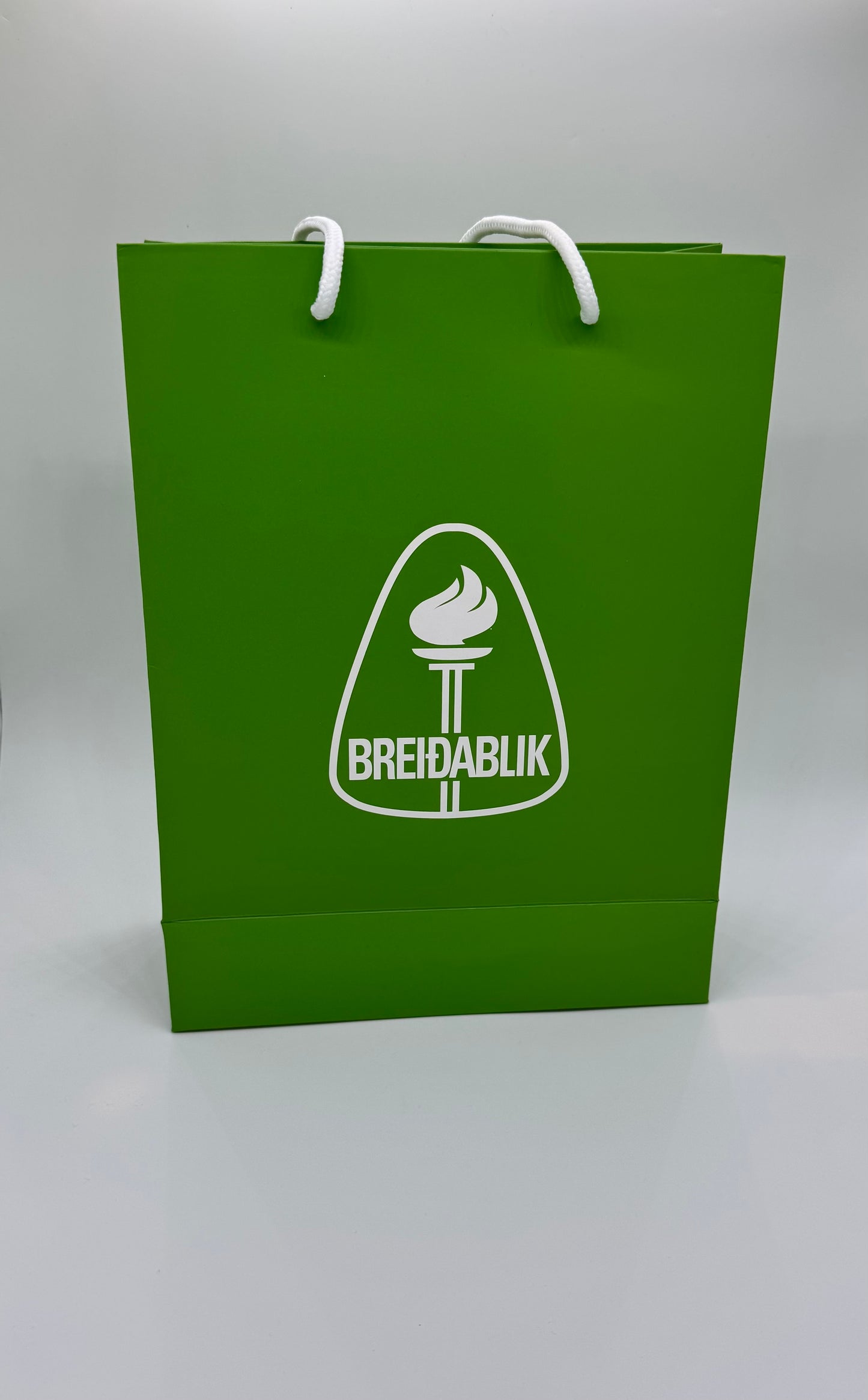 Gjafapoki