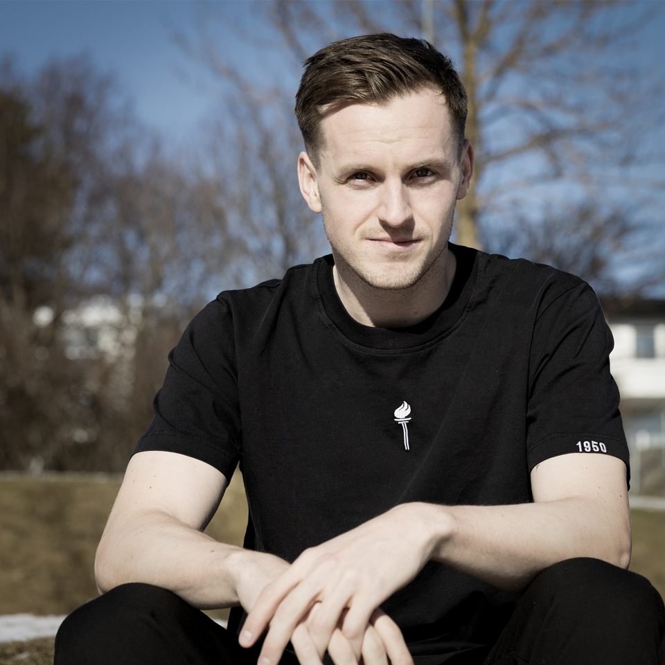 Kyndillinn - Bolur svartur